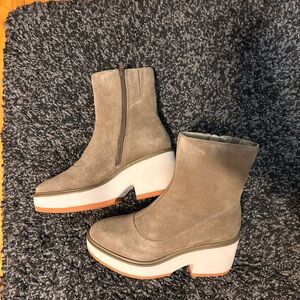 GAVIN suede taupe Platform Ankle Boots 7.5 new without tag